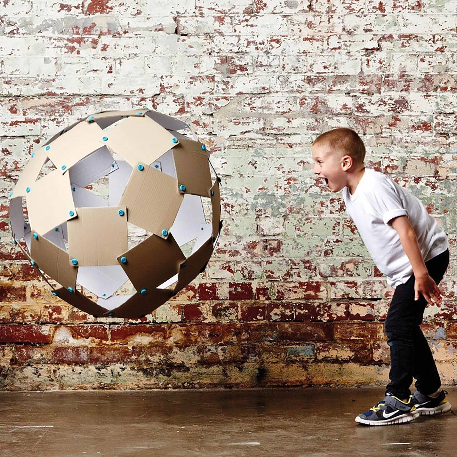 Makedo Safe-Saw Karton-Zaag Kindergereedschap 8 Makedo Safe-Saw Karton-Zaag Kindergereedschap - Afbeelding 6